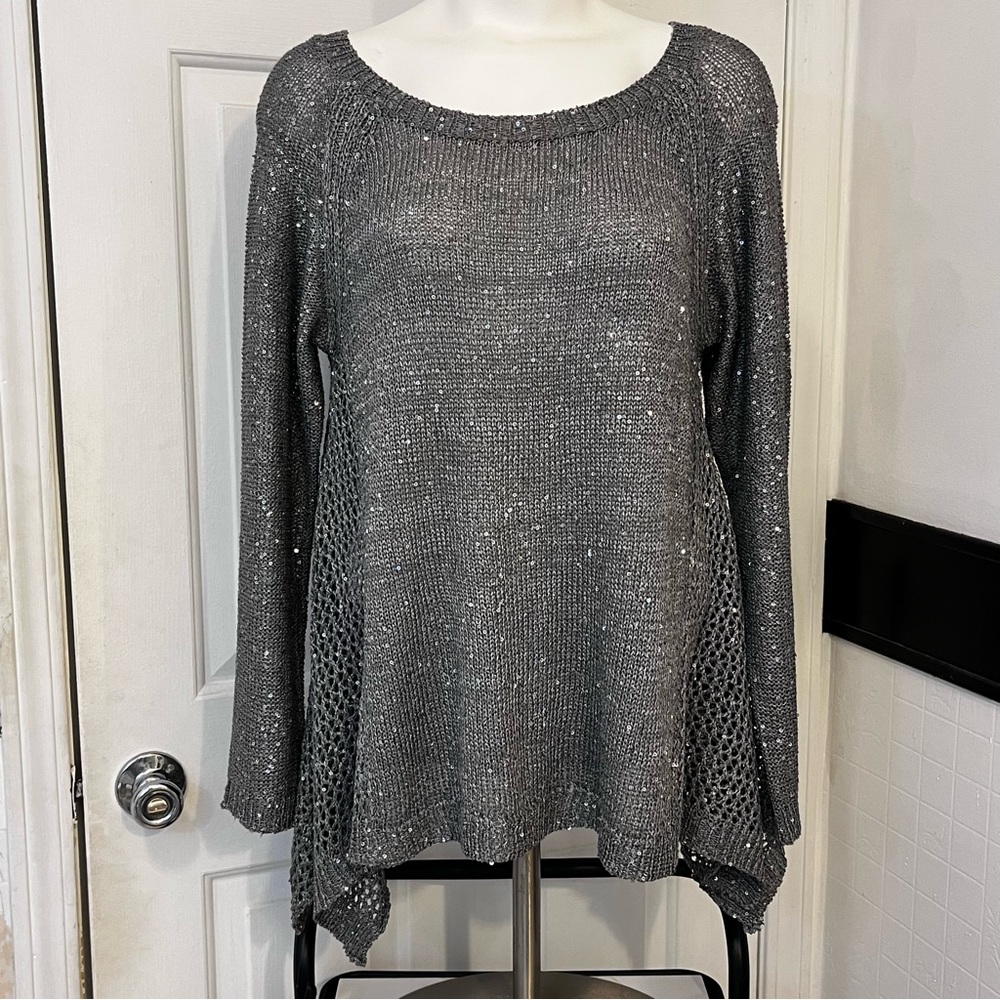 Dolce Cabo Metallic Gray Women's Knit Sweater Sequin Embellishments Sparkle